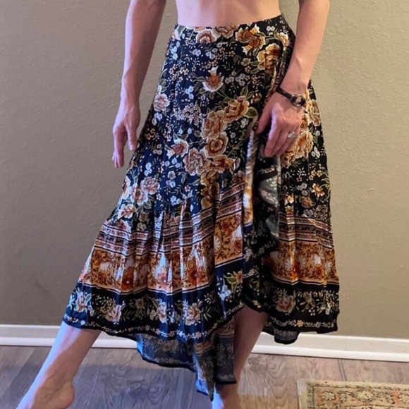 047 Bohemian Floral Paisley Print Ruffle Maxi Skirt - Picture 1 of 9